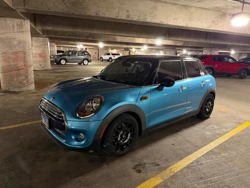 Blue 2016 MINI Hardtop Cooper