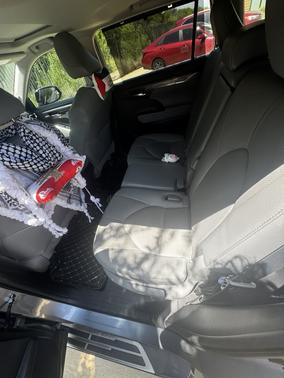 Blue 2022 Toyota Highlander Limited