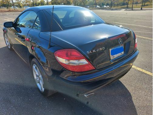 2006 Mercedes-Benz SLK-Class Base