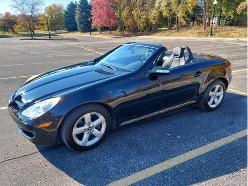 2006 Mercedes-Benz SLK-Class Base