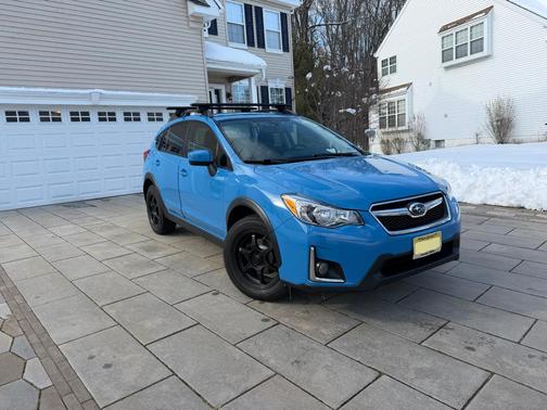 Blue 2016 Subaru Crosstrek 2.0i Premium