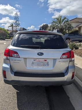Blue 2013 Subaru Outback 2.5i Limited