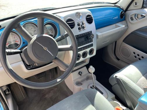 2008 Chrysler PT Cruiser Base