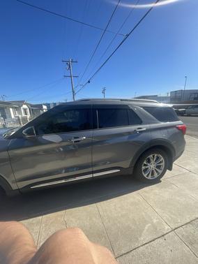 Black 2021 Ford Explorer Limited