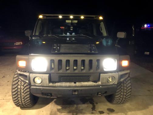 2004 Hummer H2 Base