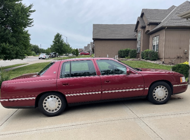1998 Cadillac DeVille Base