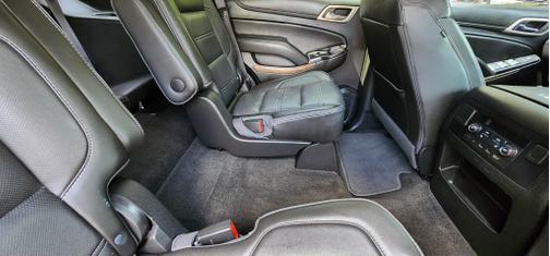 White 2018 GMC Yukon Denali