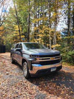 Gray 2021 Chevrolet Silverado 1500 LT