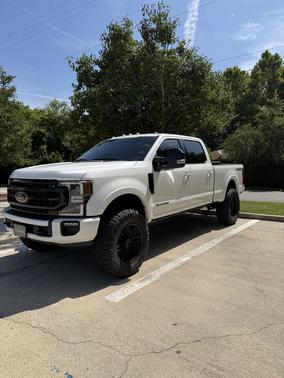 White 2020 Ford F-350 Lariat