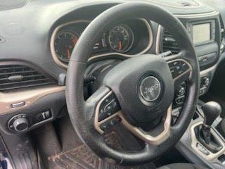 Blue 2016 Jeep Cherokee Sport