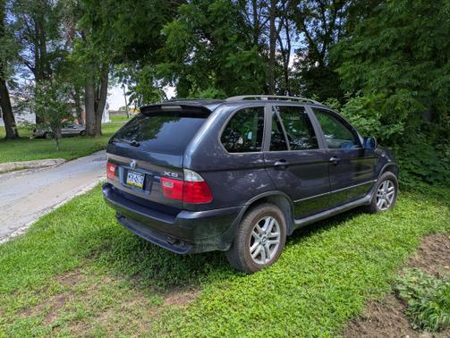 2004 BMW X5 3.0i