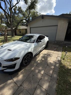 White 2020 Ford Mustang GT