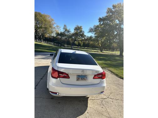 2016 Acura RLX Advance Package