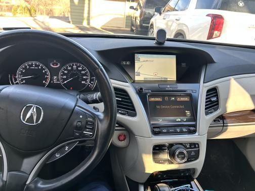 2016 Acura RLX Advance Package