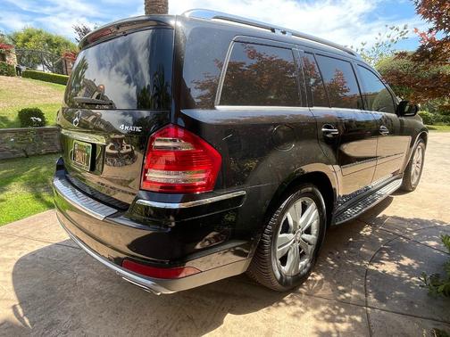 Black 2010 Mercedes-Benz GL-Class GL 450