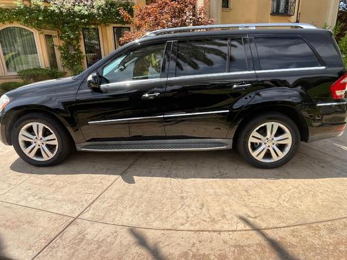 Black 2010 Mercedes-Benz GL-Class GL 450