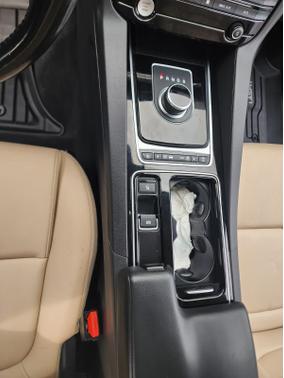 2018 Jaguar F-PACE 25t Premium
