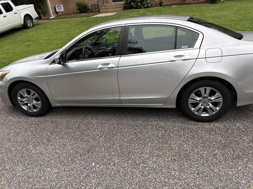 Silver 2012 Honda Accord SE