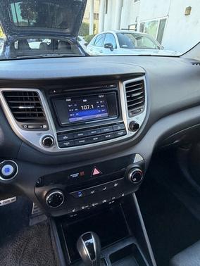 Black 2017 Hyundai TUCSON Night