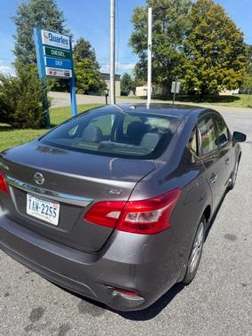 Gray 2018 Nissan Sentra SV