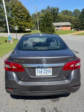 Gray 2018 Nissan Sentra SV