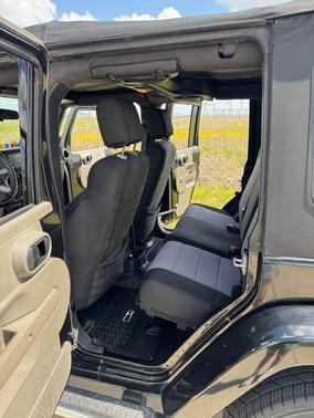 Black 2009 Jeep Wrangler Unlimited Sahara