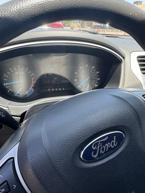 Black 2015 Ford Fusion SE