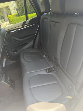 White 2018 BMW X1 sDrive28i
