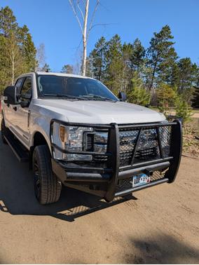 White 2019 Ford F-250 XLT