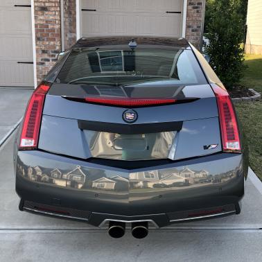 Photo 3 of 10 of 2011 Cadillac CTS-V Base
