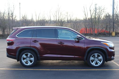 Red 2014 Toyota Highlander Limited
