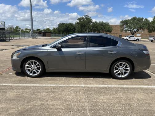 2014 Nissan Maxima S