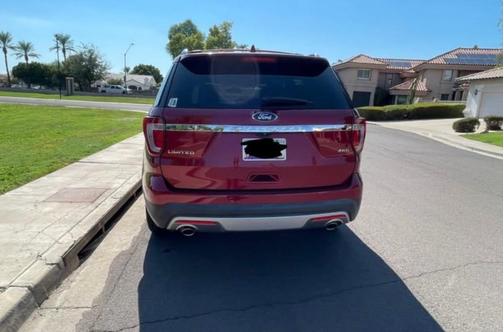 Red 2016 Ford Explorer Limited