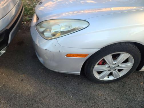 Silver 2005 Lexus ES 330 Base
