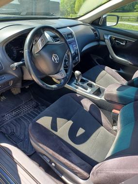 Gray 2013 Nissan Altima 2.5 SV