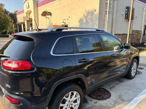 Black 2016 Jeep Cherokee Latitude