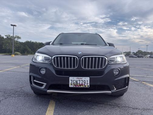 Gray 2014 BMW X5 xDrive50i