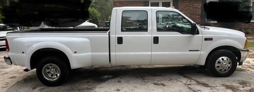 White 2000 Ford F-350 XL Crew Cab Super Duty DRW