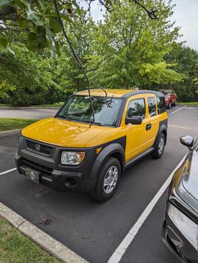 2005 Honda Element LX
