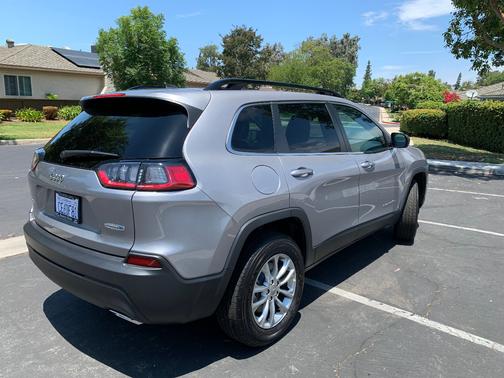2022 Jeep Cherokee Latitude Lux