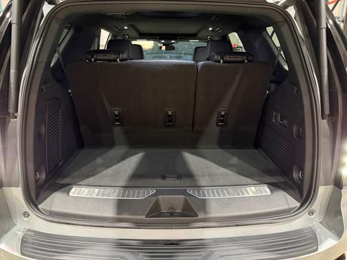 Silver 2025 Chevrolet Tahoe Z71