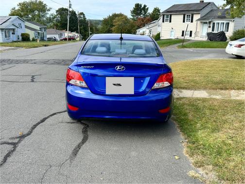 2013 Hyundai Accent GLS