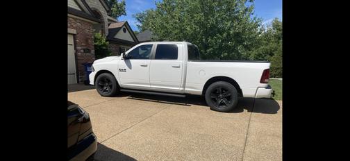 2016 RAM 1500 Sport