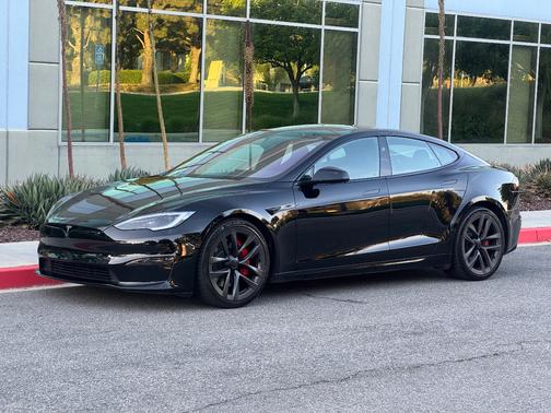 2024 Tesla Model S Plaid