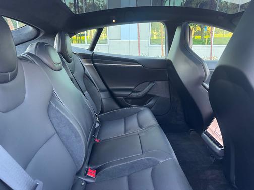 2024 Tesla Model S Plaid