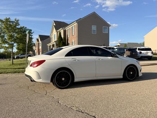 White 2016 Mercedes-Benz CLA-Class CLA 250 4MATIC