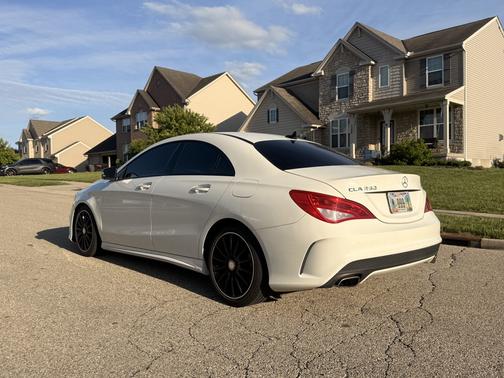 White 2016 Mercedes-Benz CLA-Class CLA 250 4MATIC