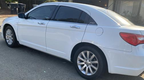 2014 Chrysler 200 Limited