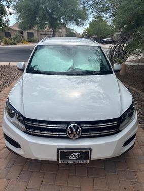White 2017 Volkswagen Tiguan Limited 2.0T