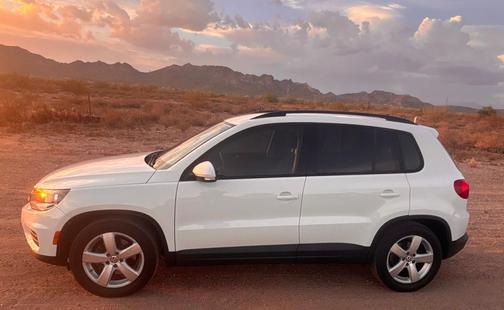 White 2017 Volkswagen Tiguan Limited 2.0T